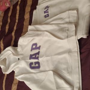 Gap sweatsuit